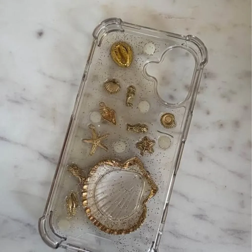 Beach Theme iPhone 16 Case